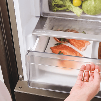 Heladera Combi CANDY CCG2T718EB 442 Lts Inverter Freezer Inferior No Frost Negro